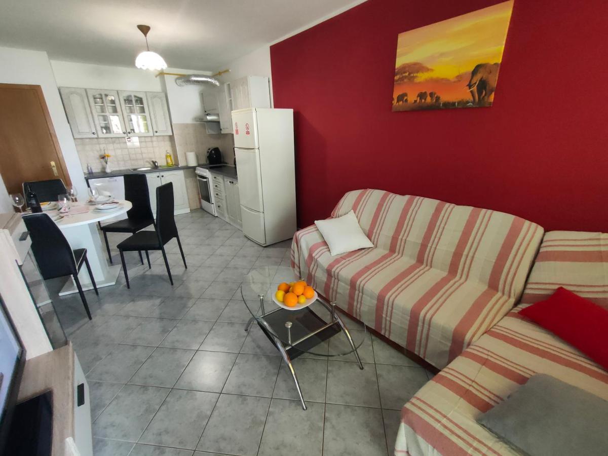 Apartman Bela Appartement Pula Buitenkant foto