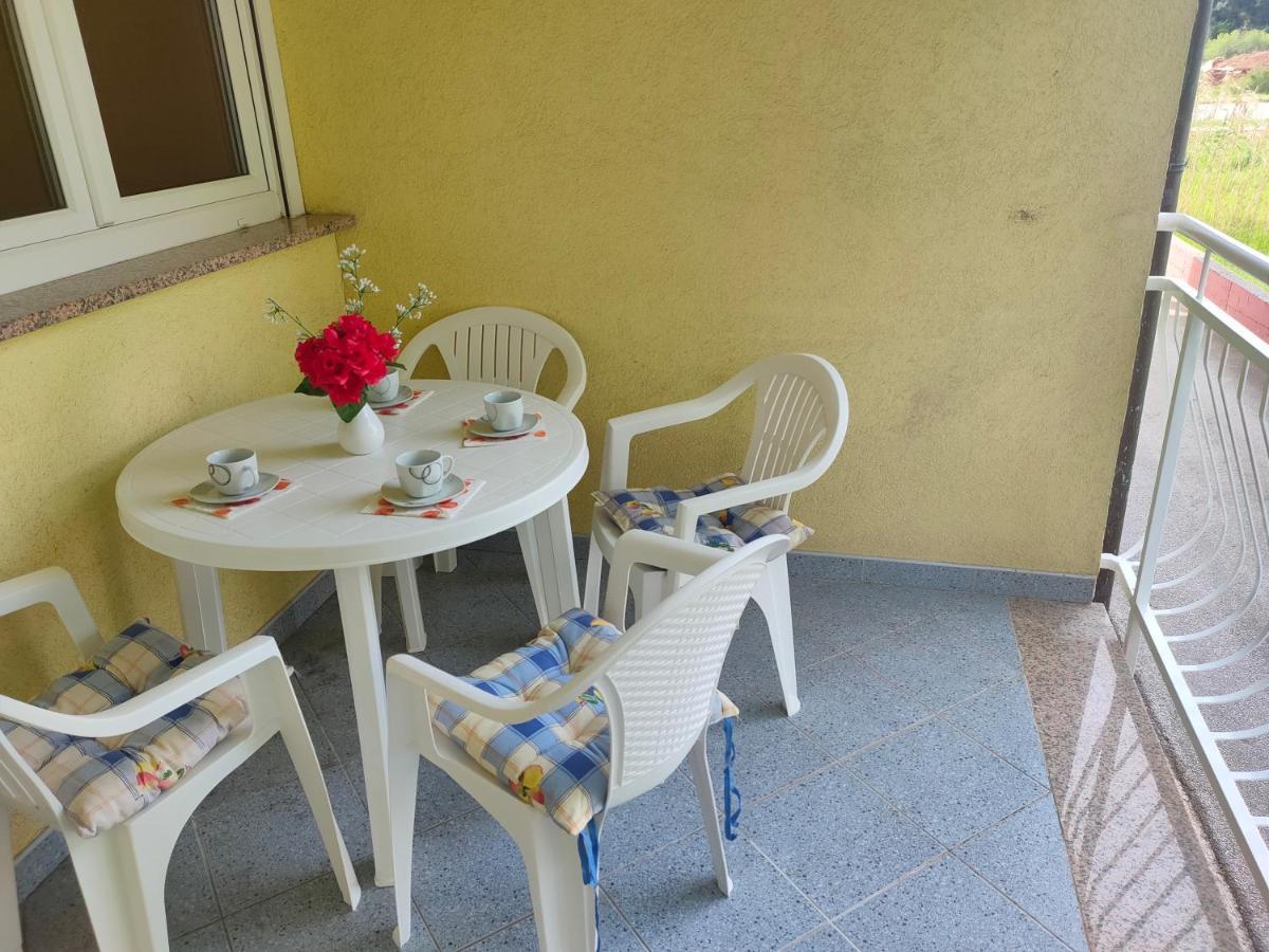 Apartman Bela Appartement Pula Buitenkant foto