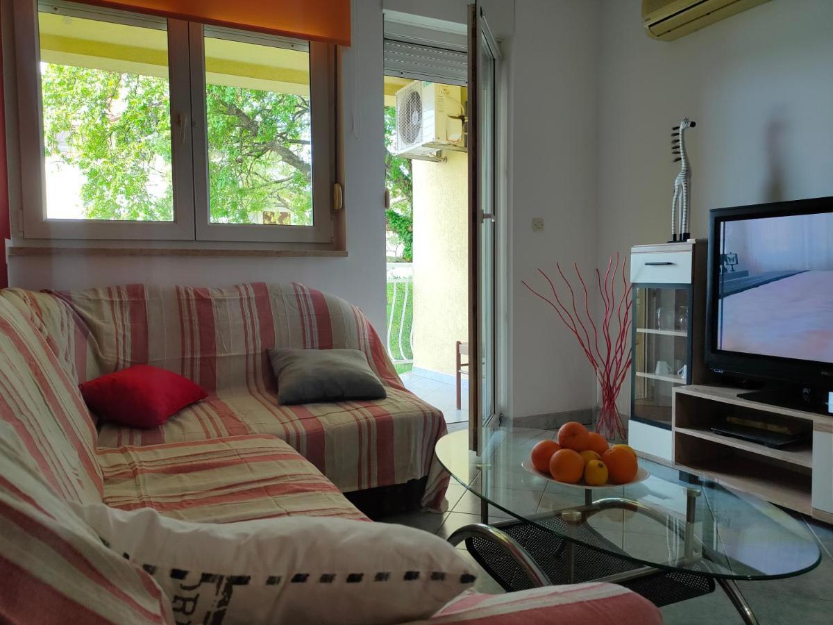 Apartman Bela Appartement Pula Buitenkant foto
