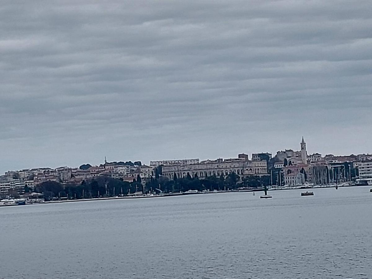 Apartman Bela Appartement Pula Buitenkant foto